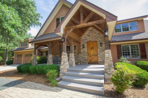 Golf home Outdoor pool, Pool Table, Game room, Sleep up to 12